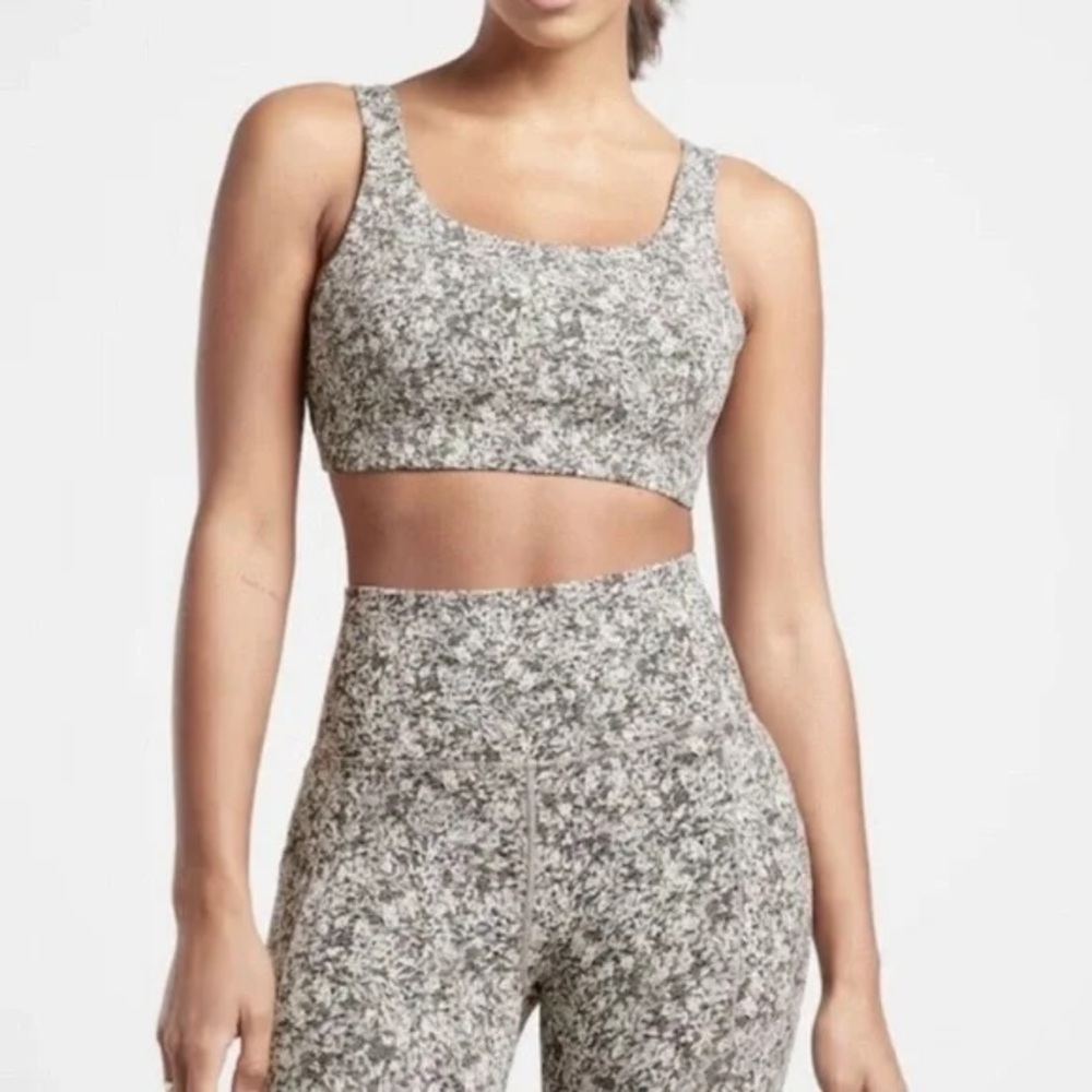Athleta Moonflower Jacquard Bra Size Small Textured Yoga Bra - Picture 4 of 10